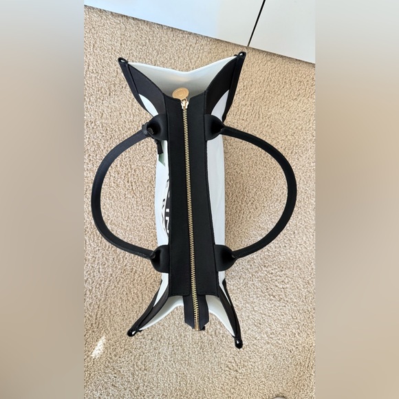 Kate Spade X Target NWT Black and White Large Tote It’s in the bag - Picture 7 of 8